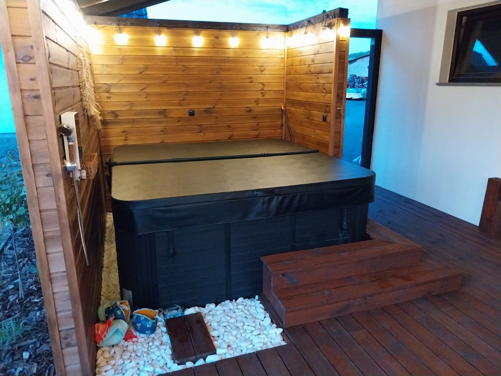 Skandynawska Wanna SPA JUPITER PREMIUM + 95 dysz 1600l Całoroczna – zdjęcie 5